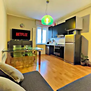 https://milano-navigli-relax-home.it-lombardy.com
